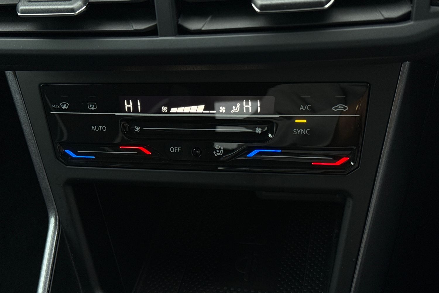 Used Volkswagen Taigo 2022 for sale - 77348327: Photo 22