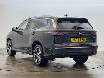 Used Volkswagen Touran 2025 for sale - 77187505: Photo