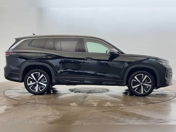 Used Volkswagen Touran 2025 for sale - 77187505: Photo