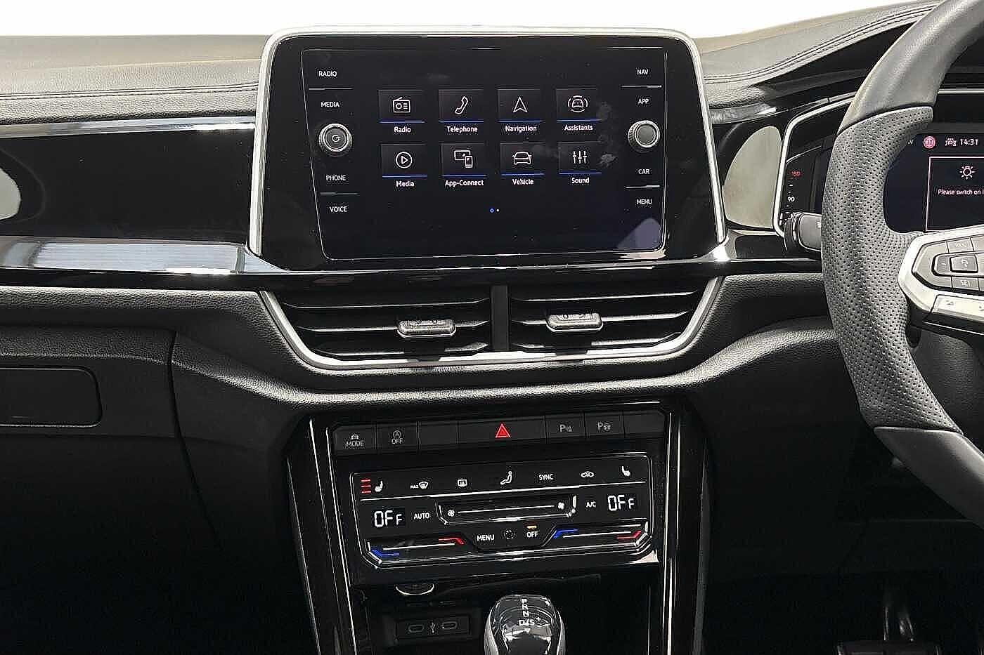 Used Volkswagen T-Roc 2025 for sale - 77421637: Photo 12