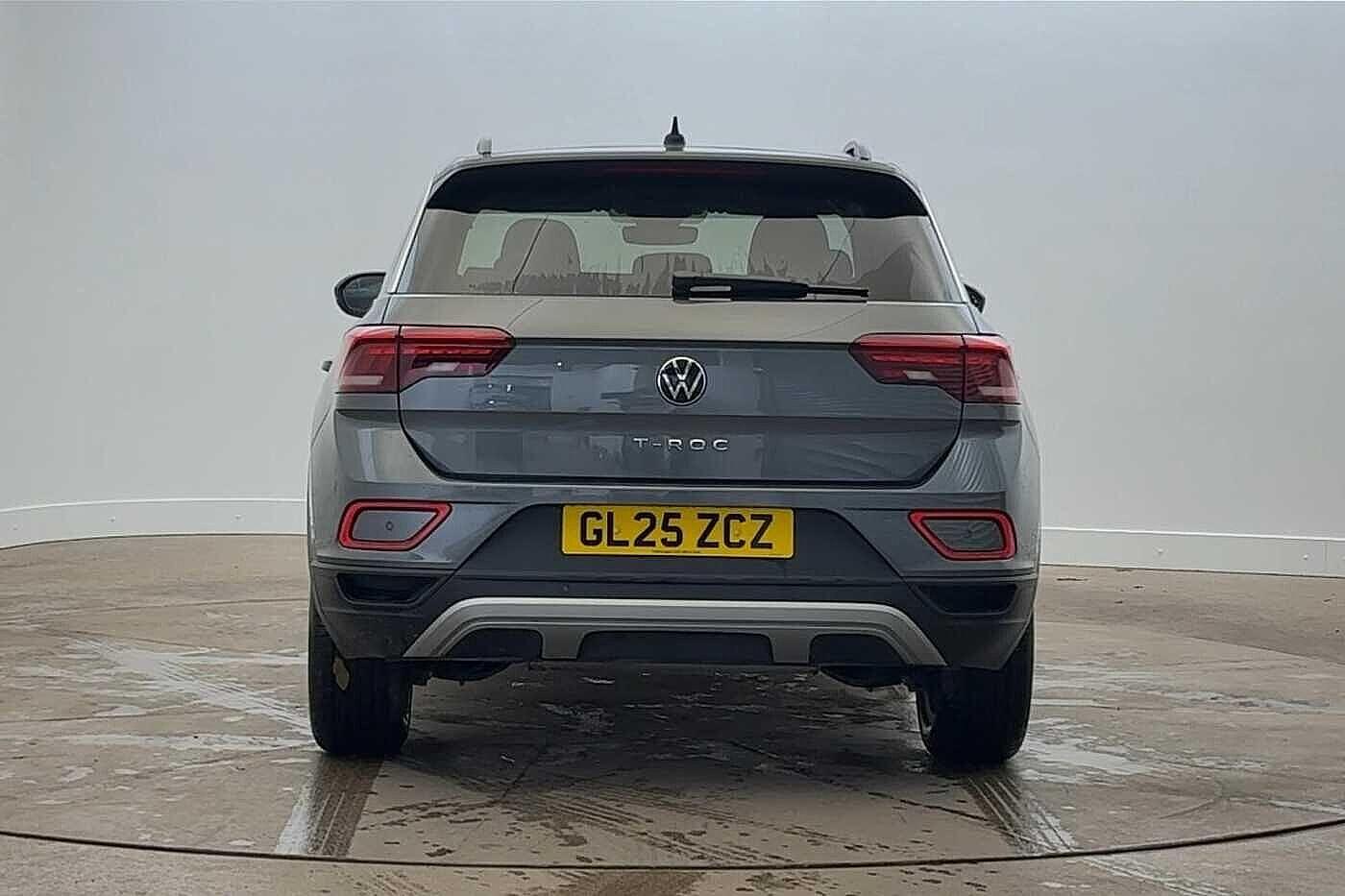 Used Volkswagen T-Roc 2025 for sale - 77199420: Photo 8