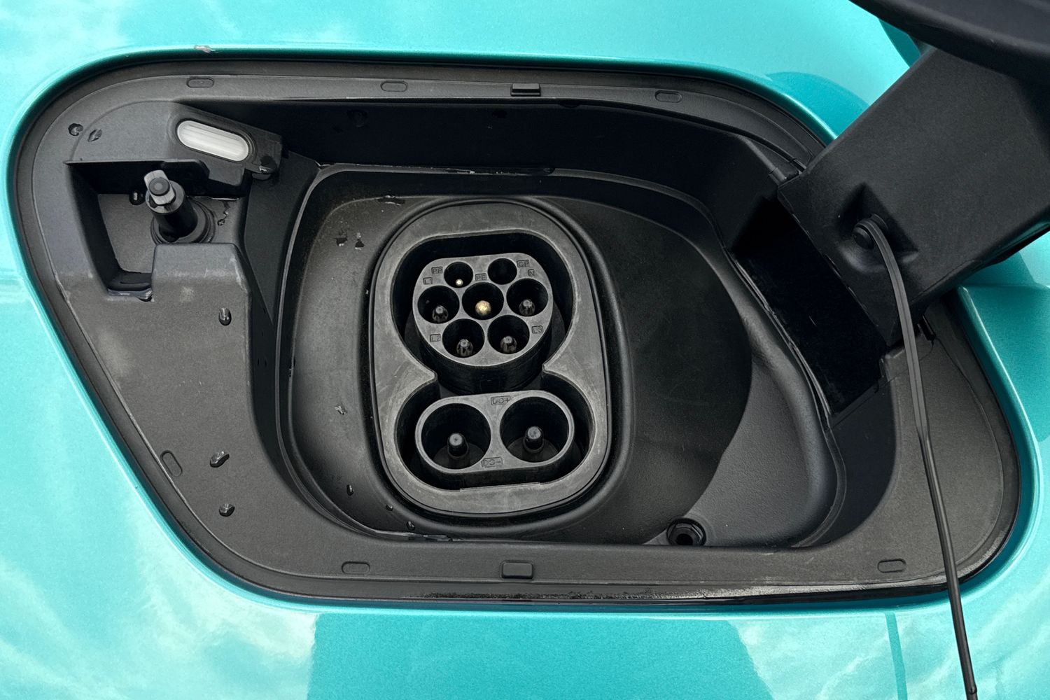 Vehicle 28