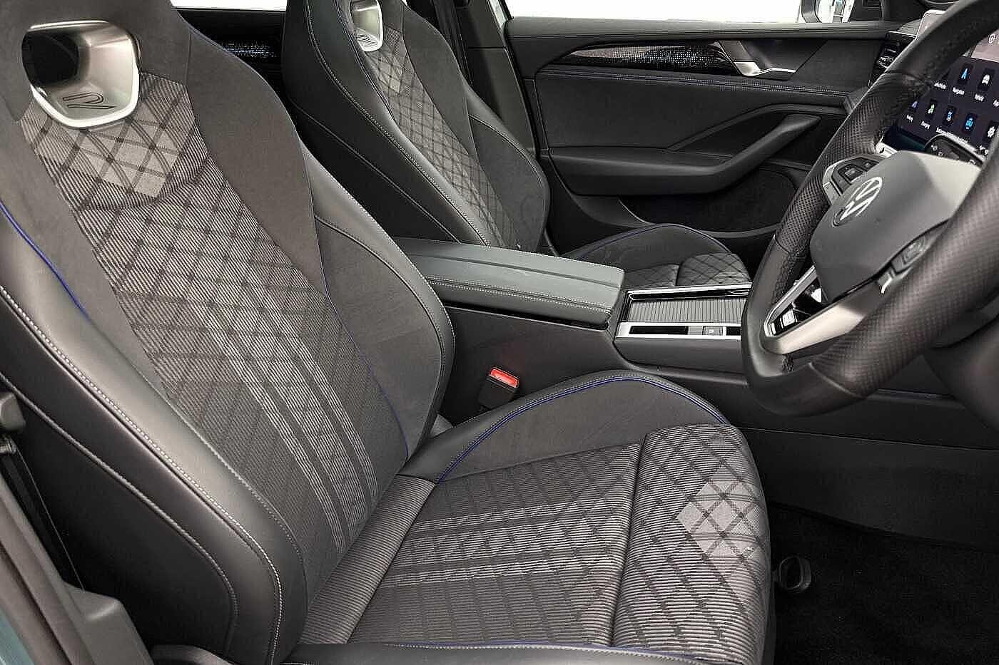 Used Volkswagen Passat 2025 for sale - 77236034: Photo 10