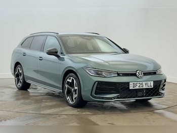 Used Volkswagen Passat 2025 for sale - 77236034: Photo