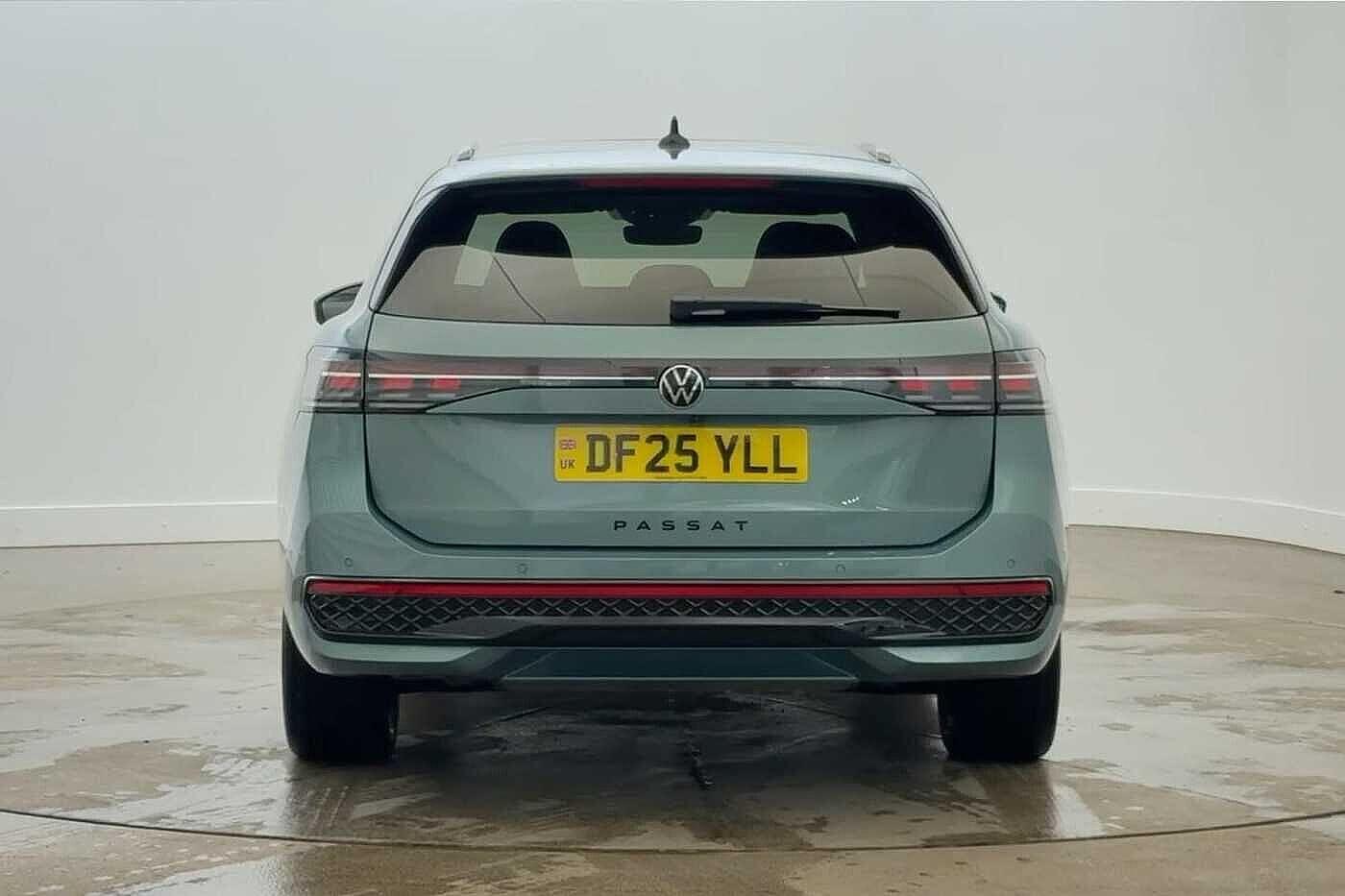 Used Volkswagen Passat 2025 for sale - 77236034: Photo 8