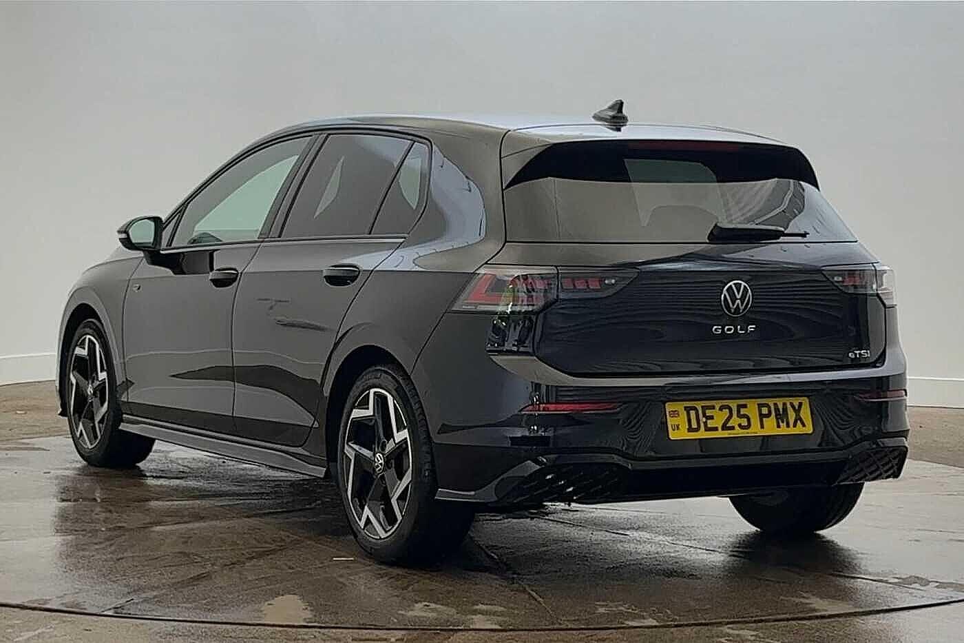 Used Volkswagen Golf 2025 for sale - 76546219: Photo 3