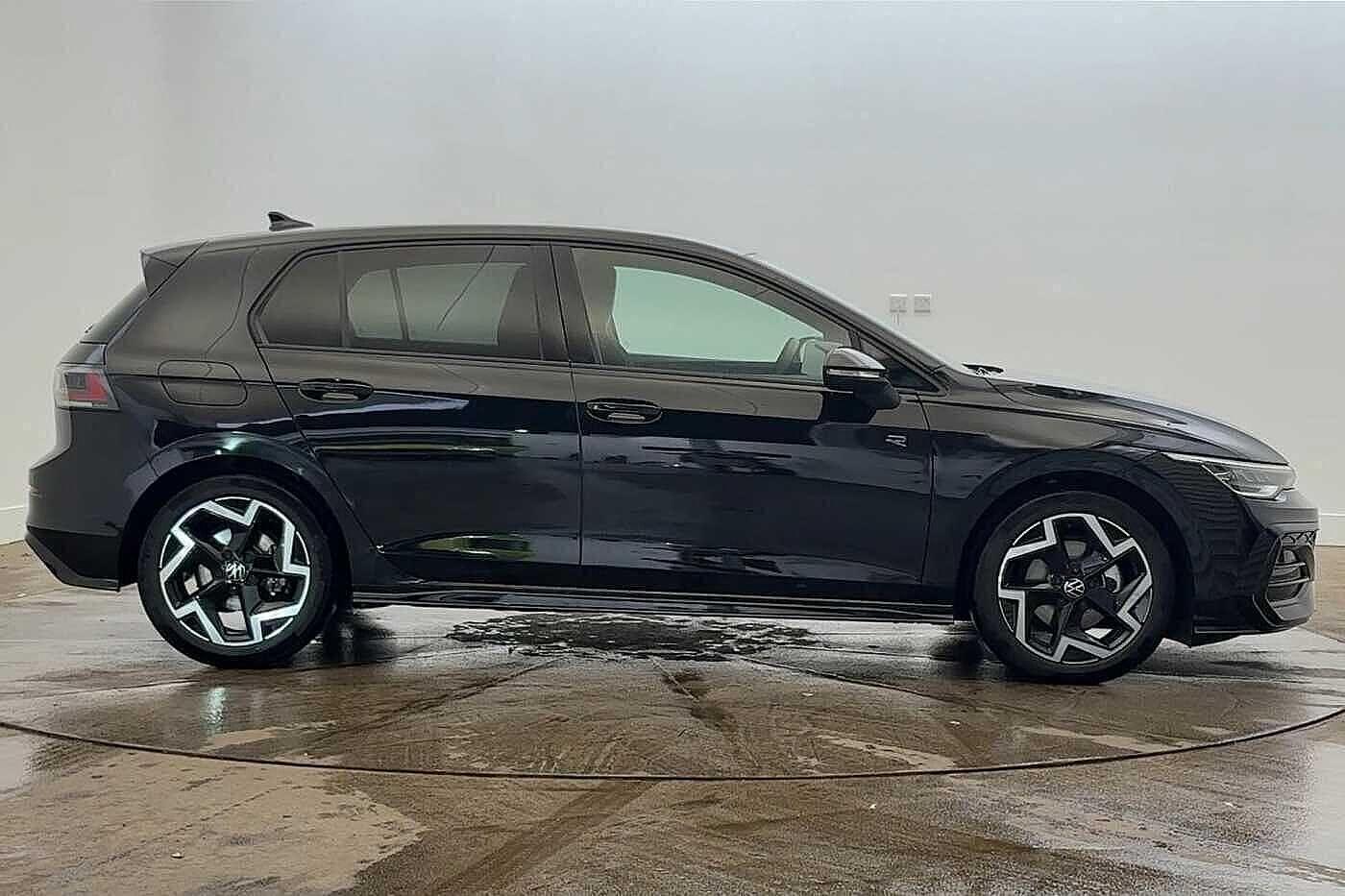 Used Volkswagen Golf 2025 for sale - 76546219: Photo 4