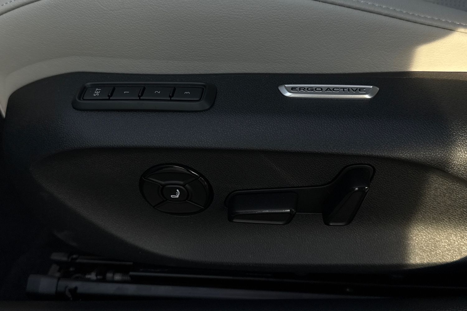 Used Volkswagen Passat 2025 for sale - 76968076: Photo 33