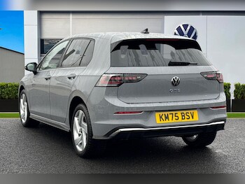 Used Volkswagen Golf 2025 for sale - 77515010: Photo