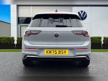 Used Volkswagen Golf 2025 for sale - 77515010: Photo