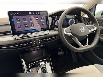 Used Volkswagen Golf 2025 for sale - 77287173: Photo