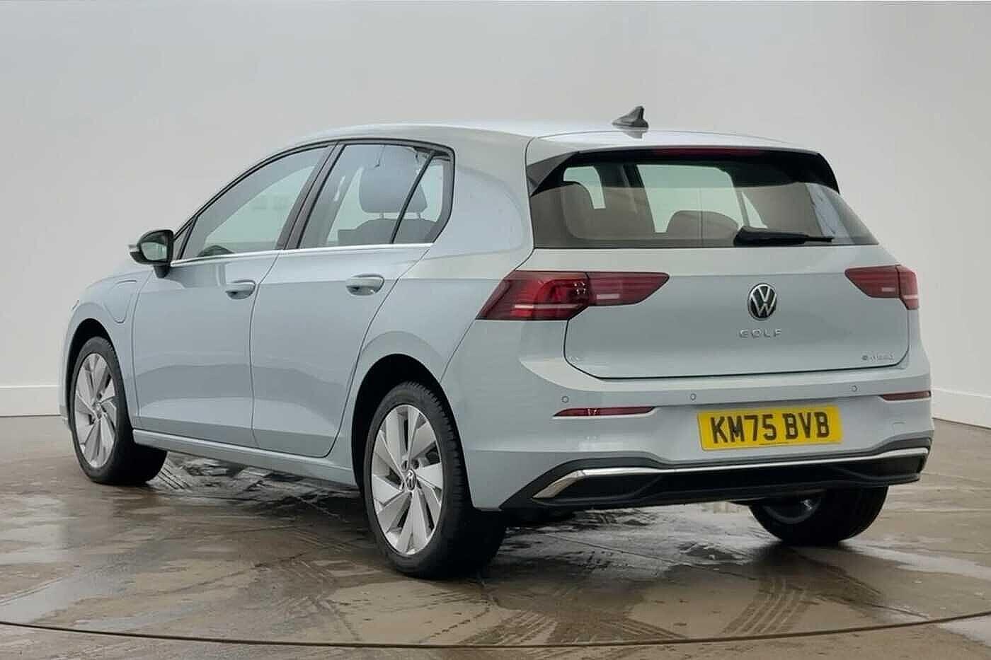 Used Volkswagen Golf 2025 for sale - 77287173: Photo 3