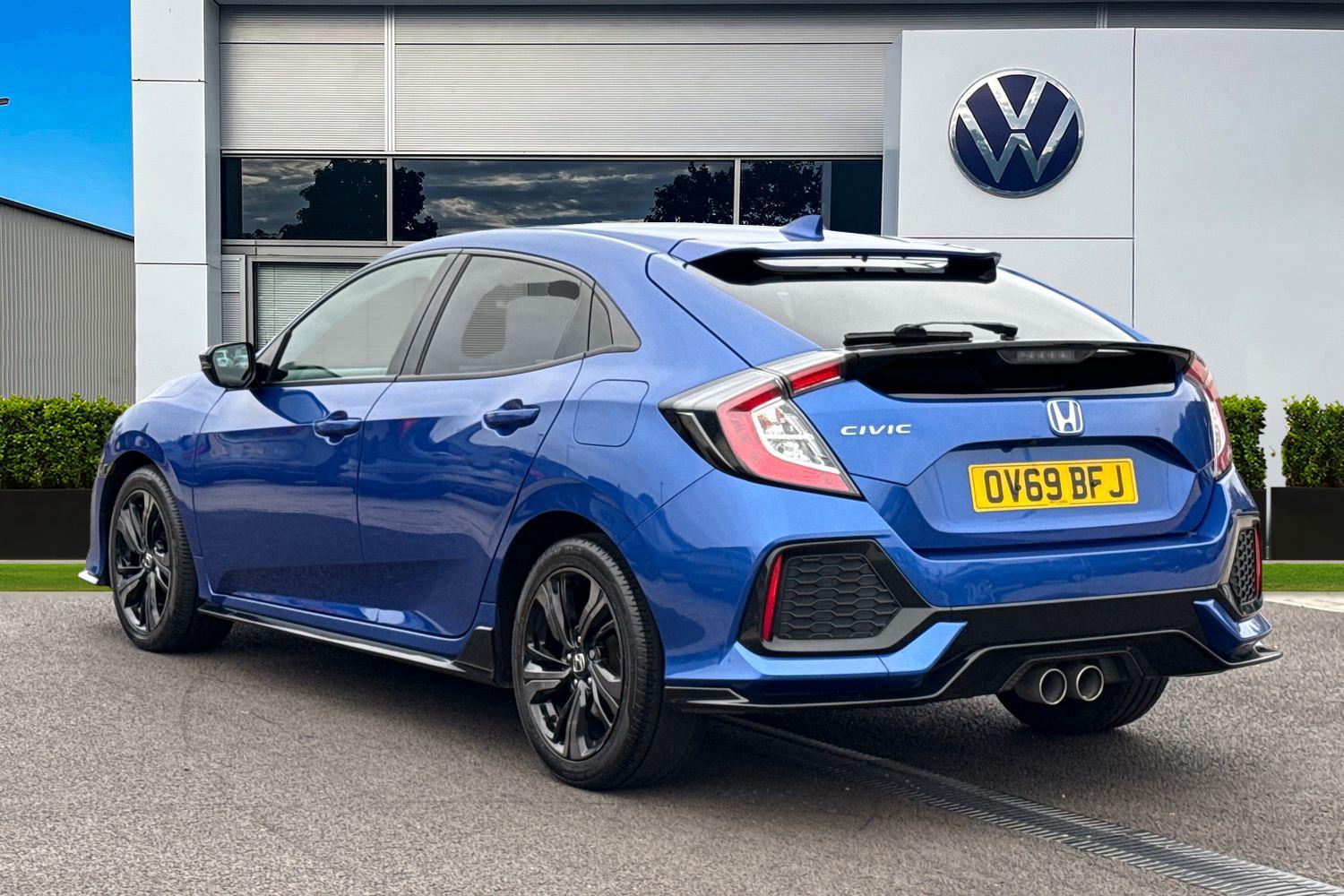 Used Honda Civic 2019 for sale - 76264156: Photo 2