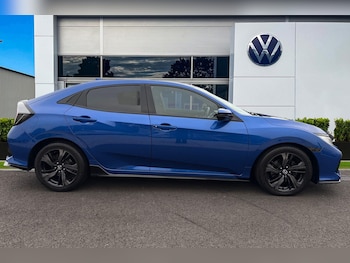 Used Honda Civic 2019 for sale - 76264156: Photo