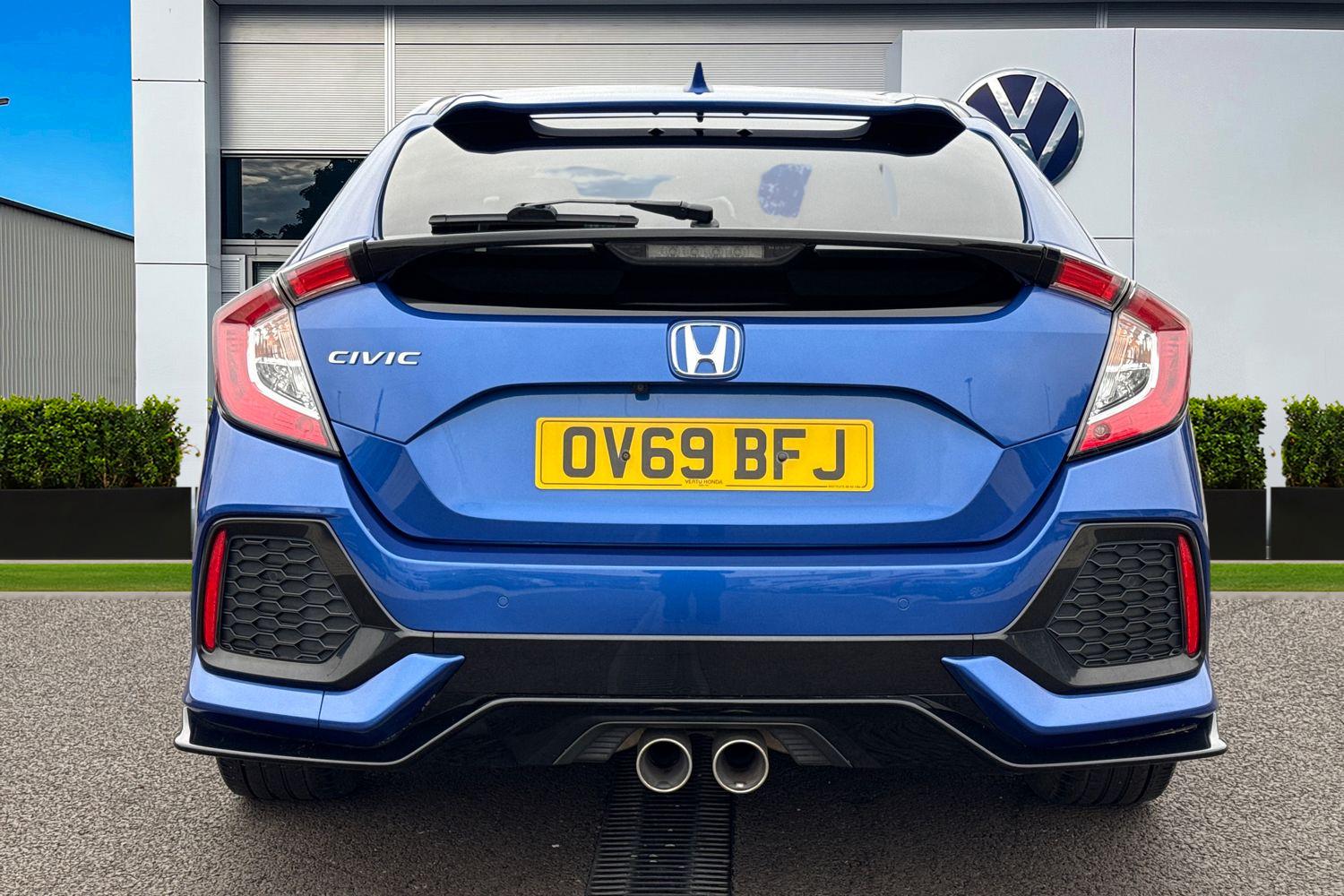 Used Honda Civic 2019 for sale - 76264156: Photo 4