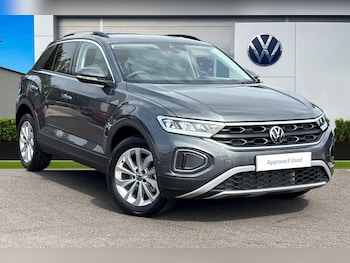 Used Volkswagen T-Roc 2025 for sale - 75549686: Photo