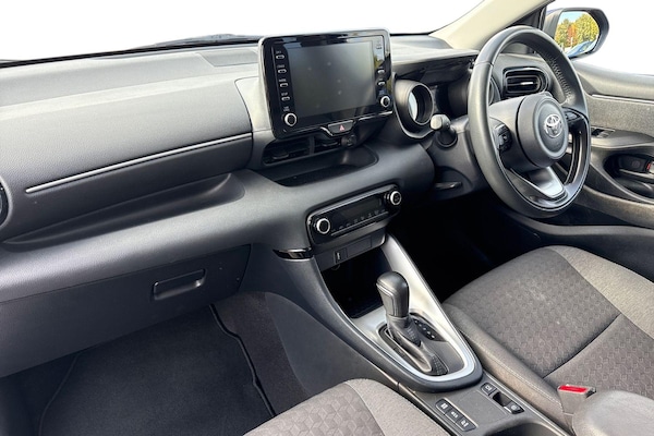 Used Toyota Yaris 2020 for sale - 76115041: Photo 15