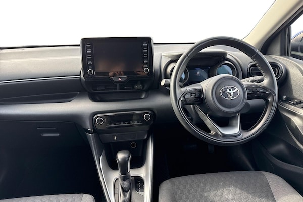 Used Toyota Yaris 2020 for sale - 76115041: Photo 18