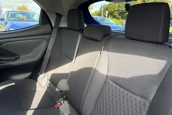 Used Toyota Yaris 2020 for sale - 76115041: Photo 19
