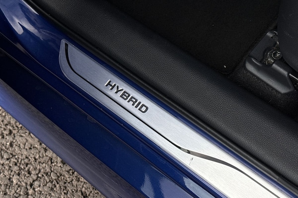 Used Toyota Yaris 2020 for sale - 76115041: Photo 31