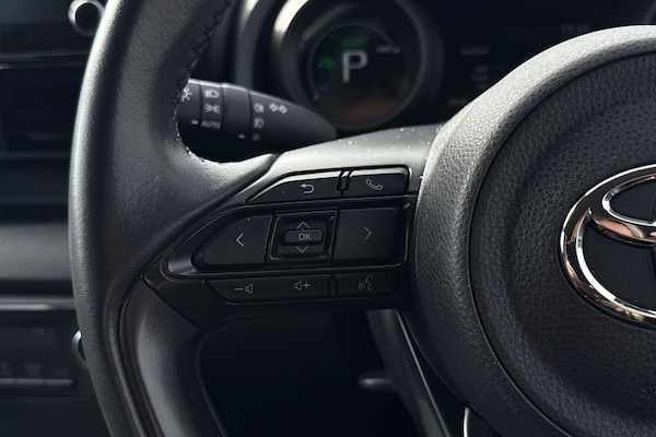 Used Toyota Yaris 2020 for sale - 76115041: Photo 35
