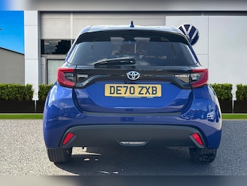 Used Toyota Yaris 2020 for sale - 76115041: Photo 4