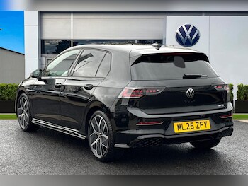 Used Volkswagen Golf 2025 for sale - 76546140: Photo