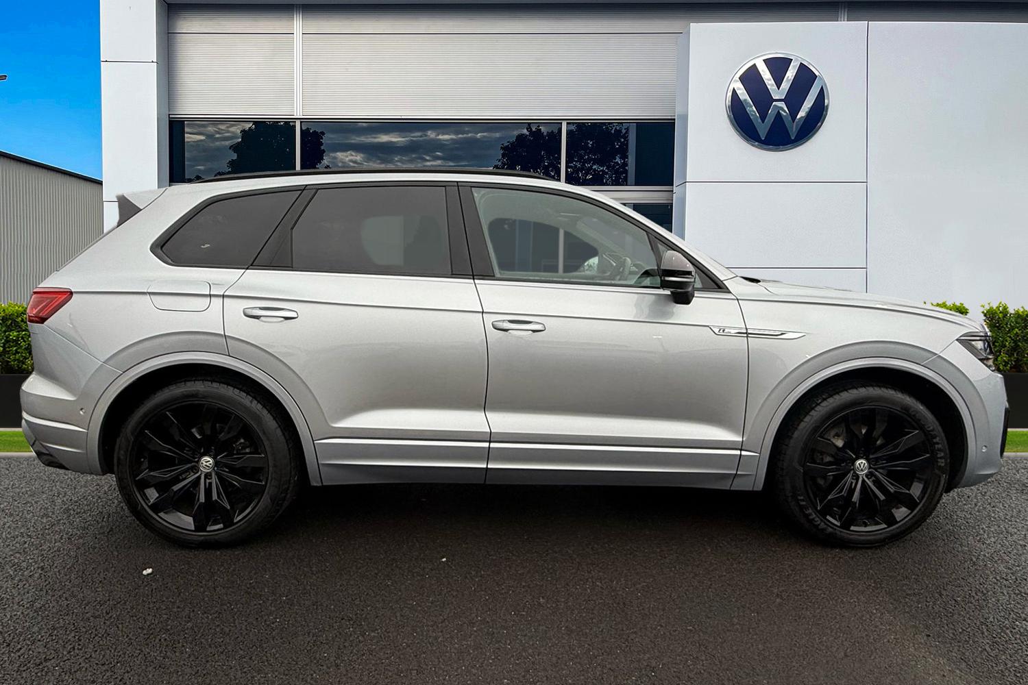 Used Volkswagen Touareg 2020 for sale - 77147572: Photo 3