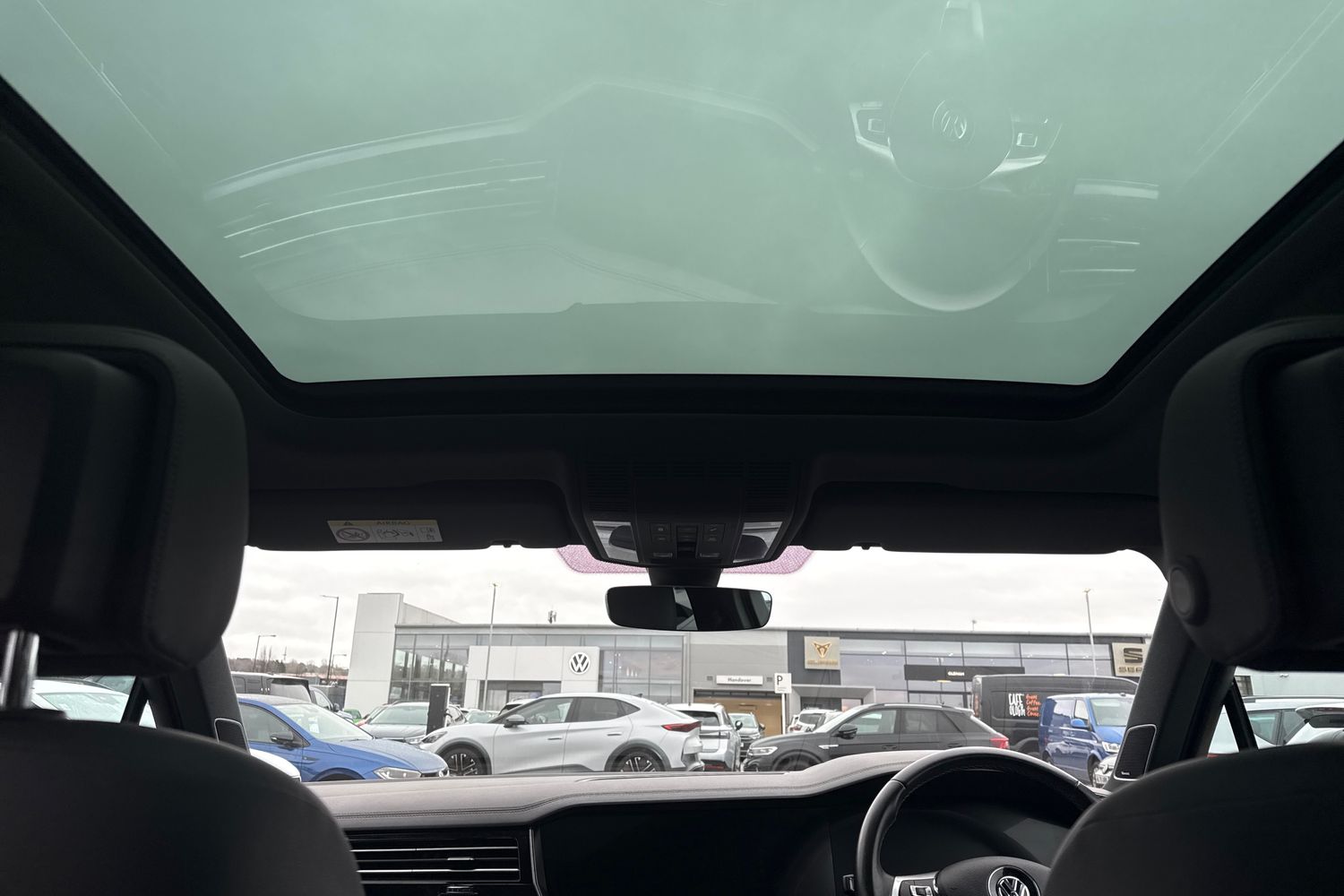 Used Volkswagen Touareg 2020 for sale - 77147572: Photo 32