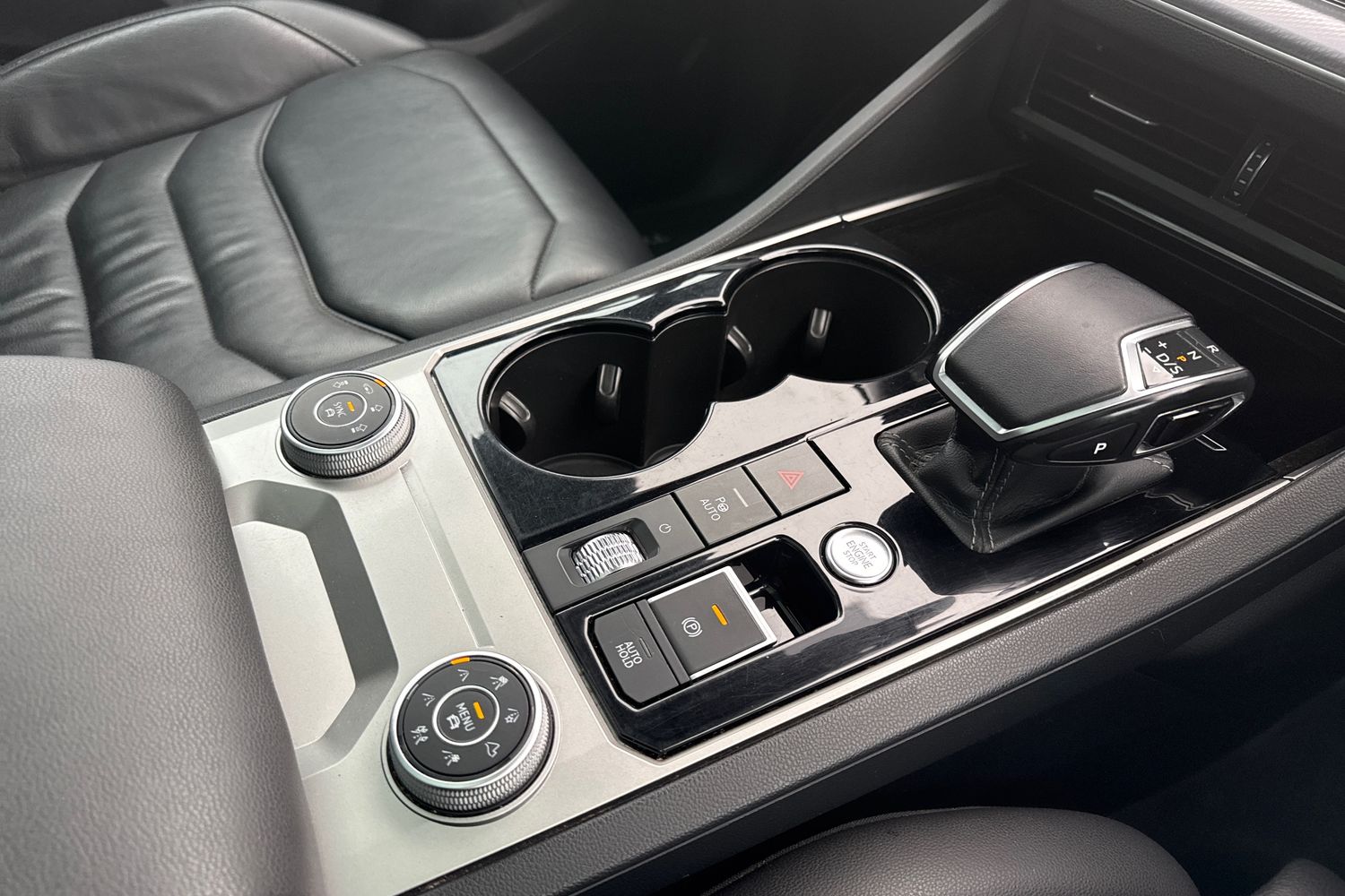 Used Volkswagen Touareg 2020 for sale - 77147572: Photo 42