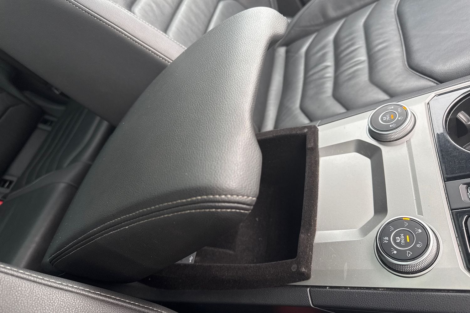 Used Volkswagen Touareg 2020 for sale - 77147572: Photo 43