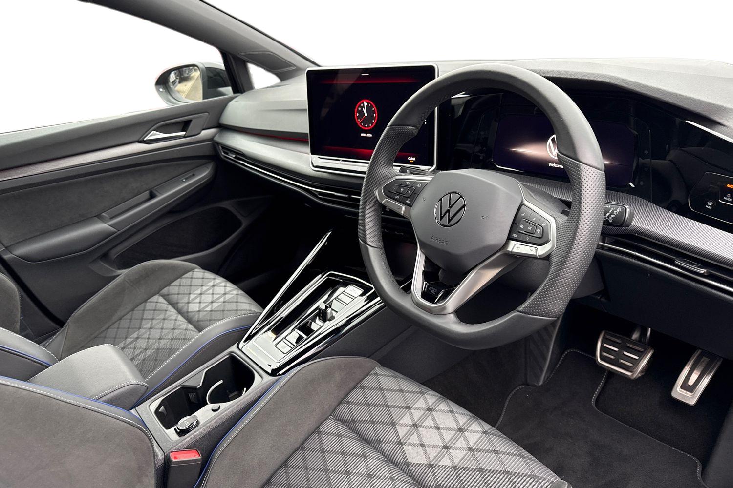 Used Volkswagen Golf 2025 for sale - 78132346: Photo 14