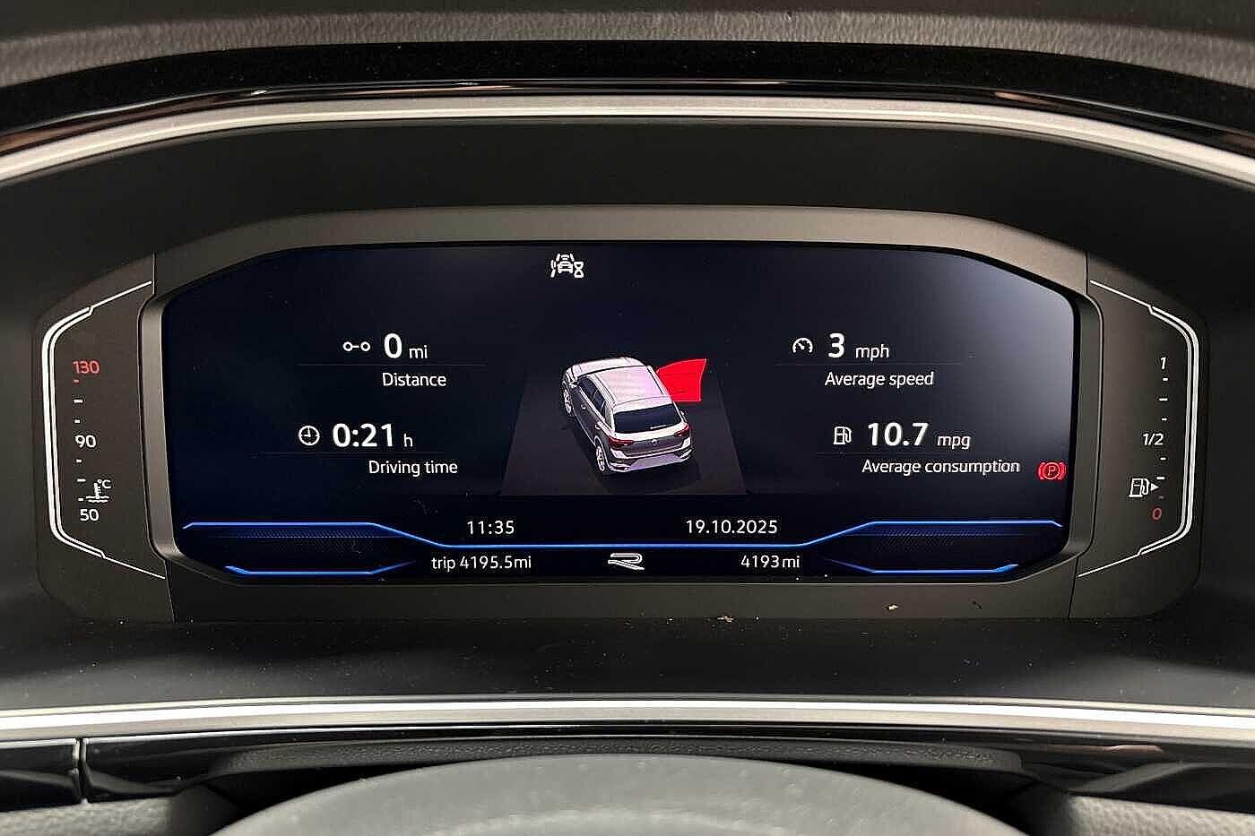 Used Volkswagen T-Roc 2025 for sale - 76711731: Photo 11