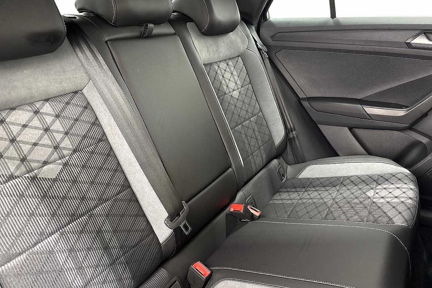 Used Volkswagen T-Roc 2025 for sale - 76711731: Photo 9