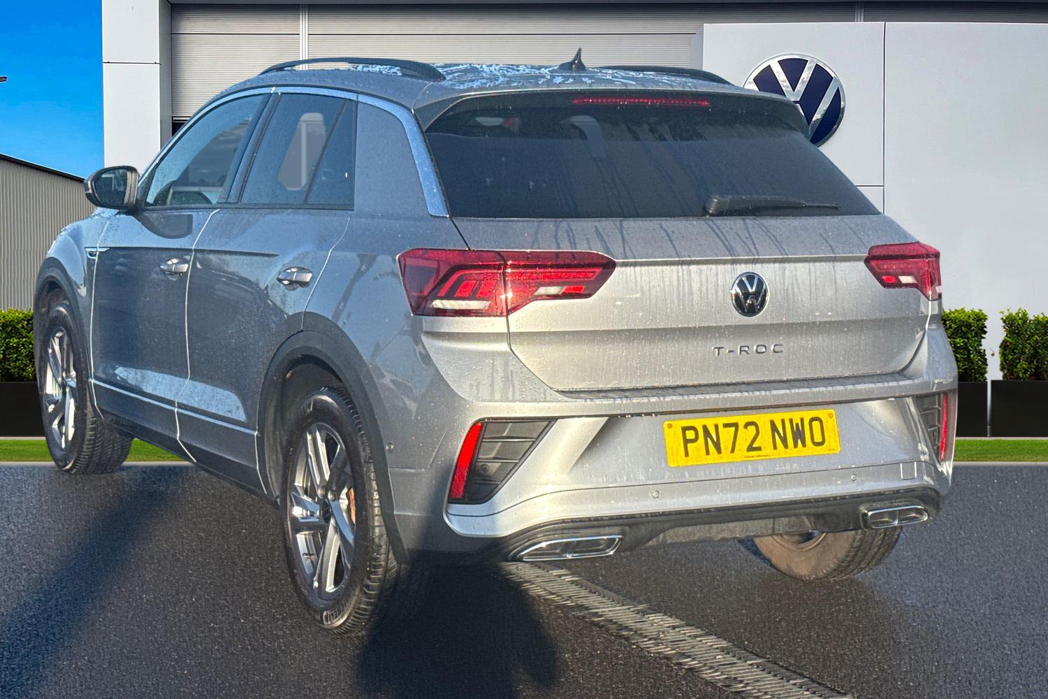 Used Volkswagen T-Roc 2022 for sale - 77233335: Photo 2