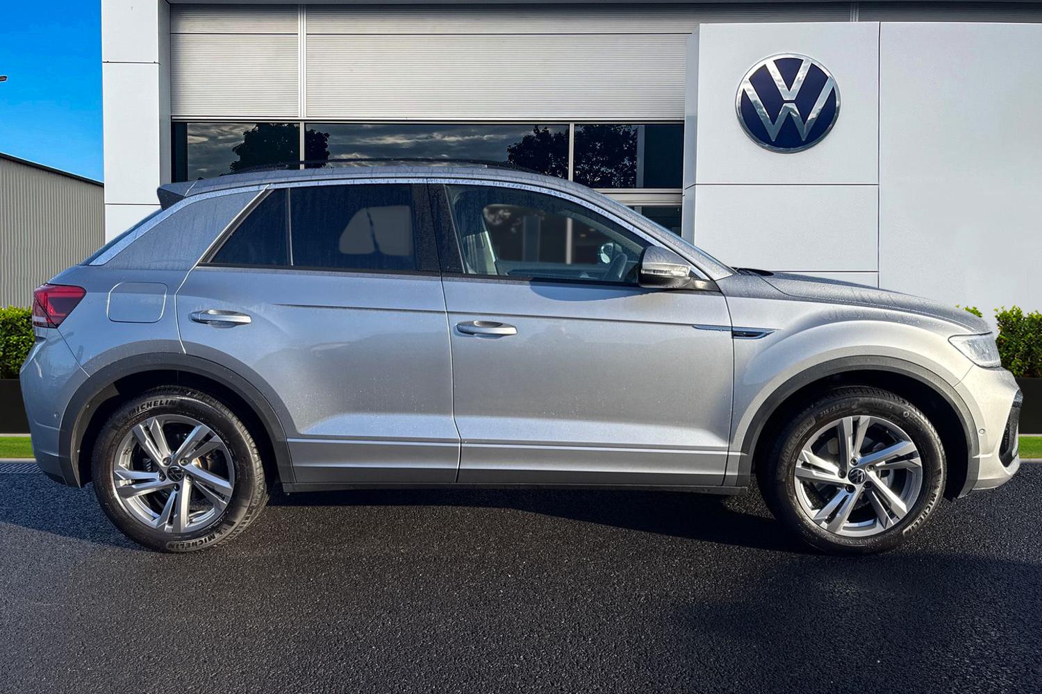 Used Volkswagen T-Roc 2022 for sale - 77233335: Photo 3