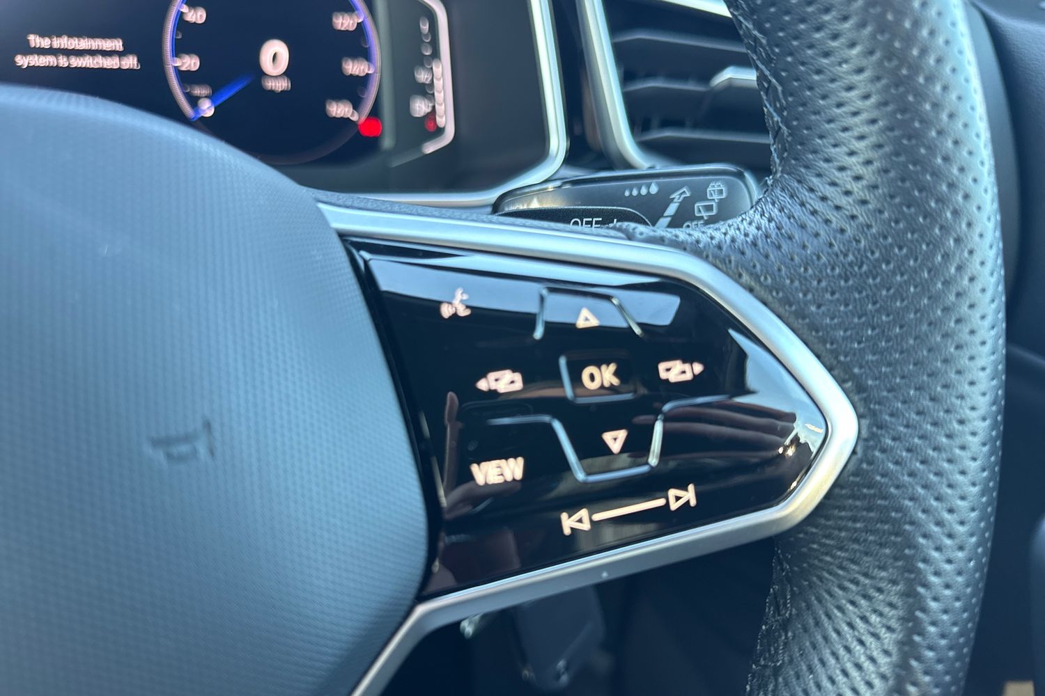 Used Volkswagen T-Roc 2022 for sale - 77233335: Photo 36