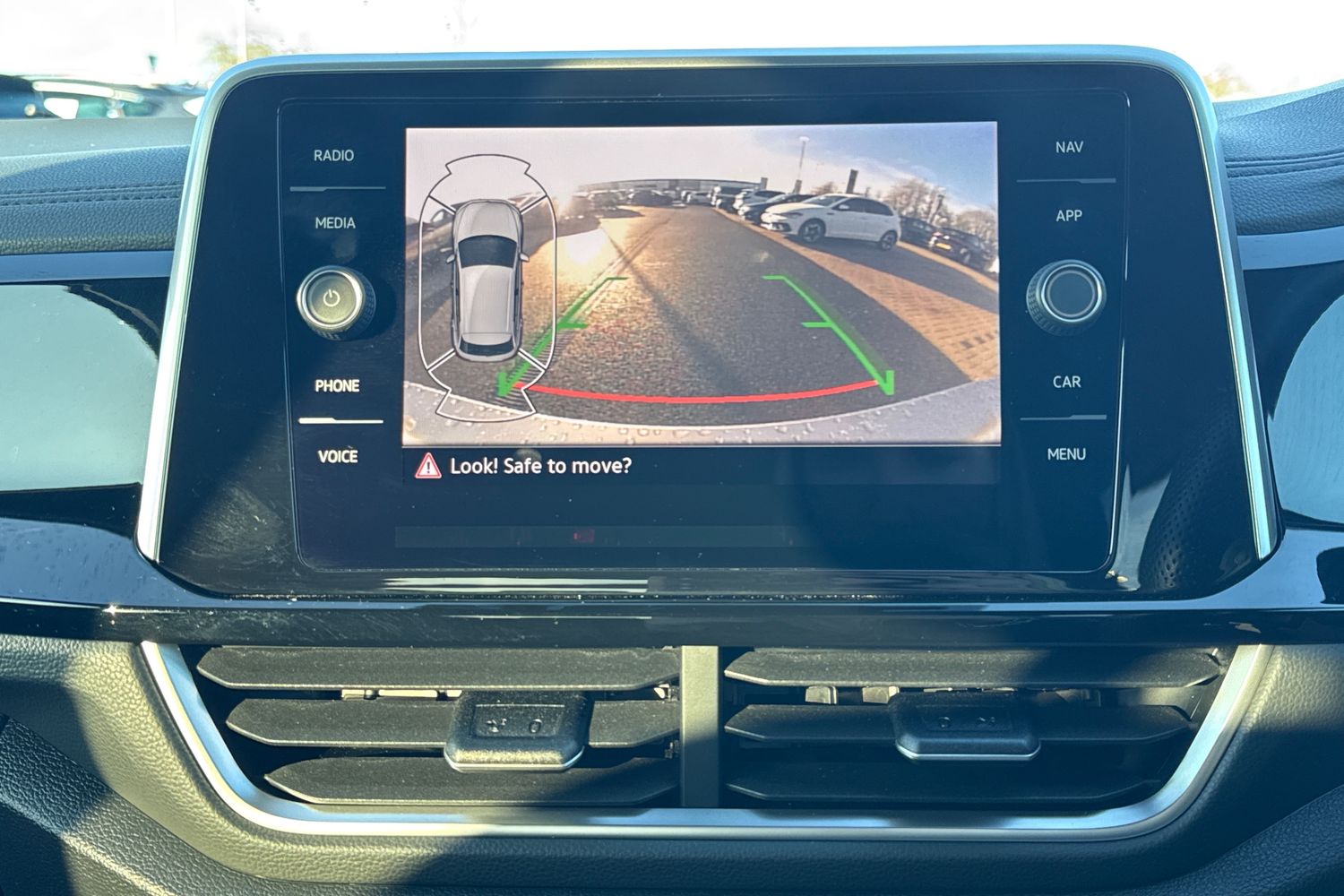 Used Volkswagen T-Roc 2022 for sale - 77233335: Photo 43