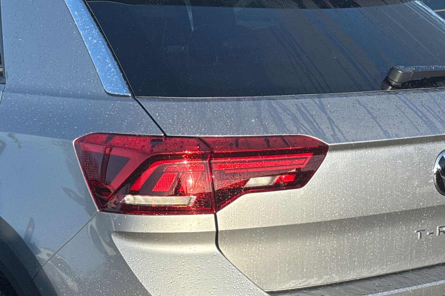 Used Volkswagen T-Roc 2022 for sale - 77233335: Photo 8