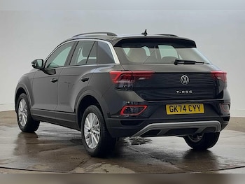 Used Volkswagen T-Roc 2024 for sale - 76480915: Photo