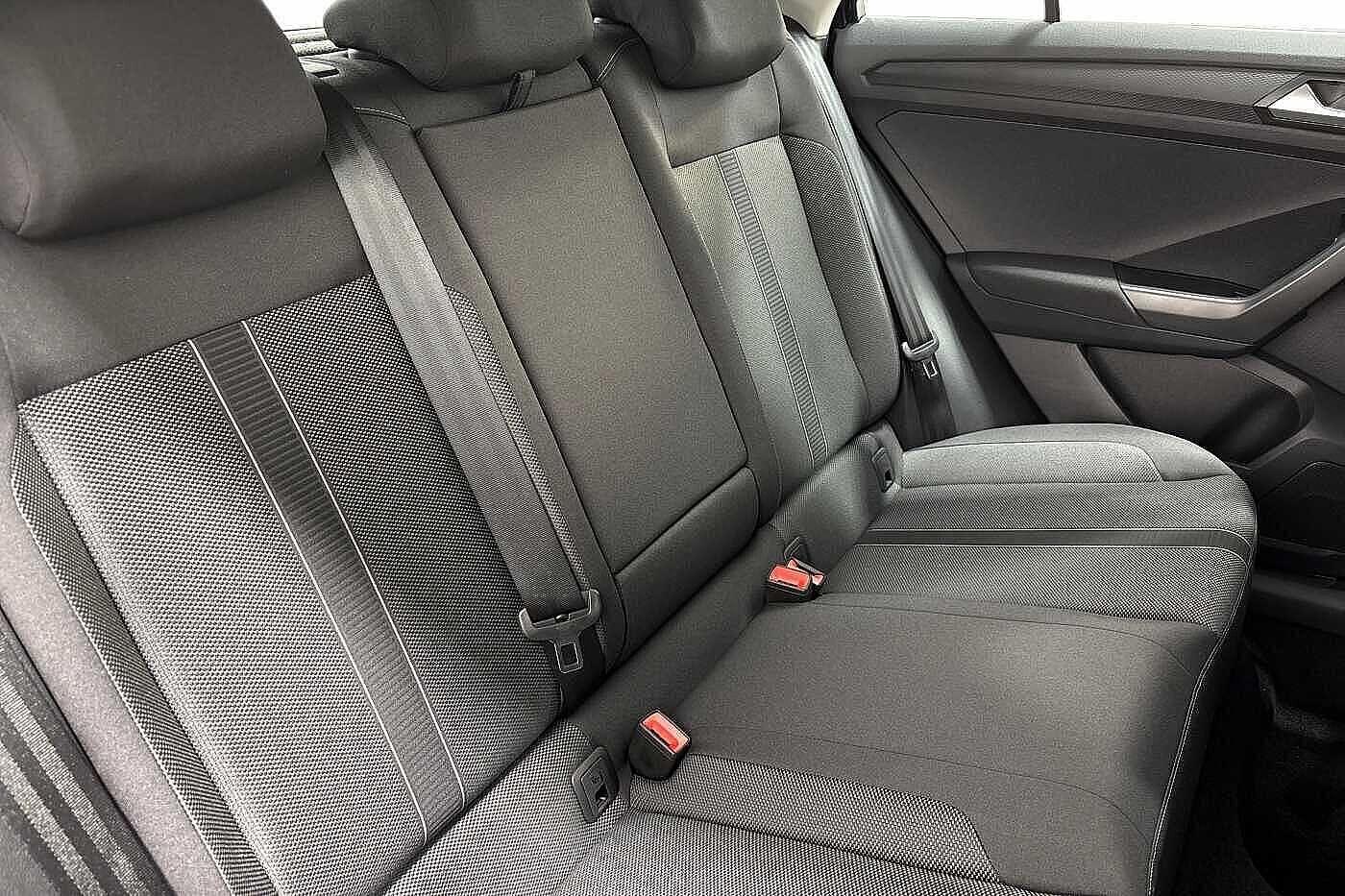 Used Volkswagen T-Roc 2024 for sale - 76480915: Photo 9