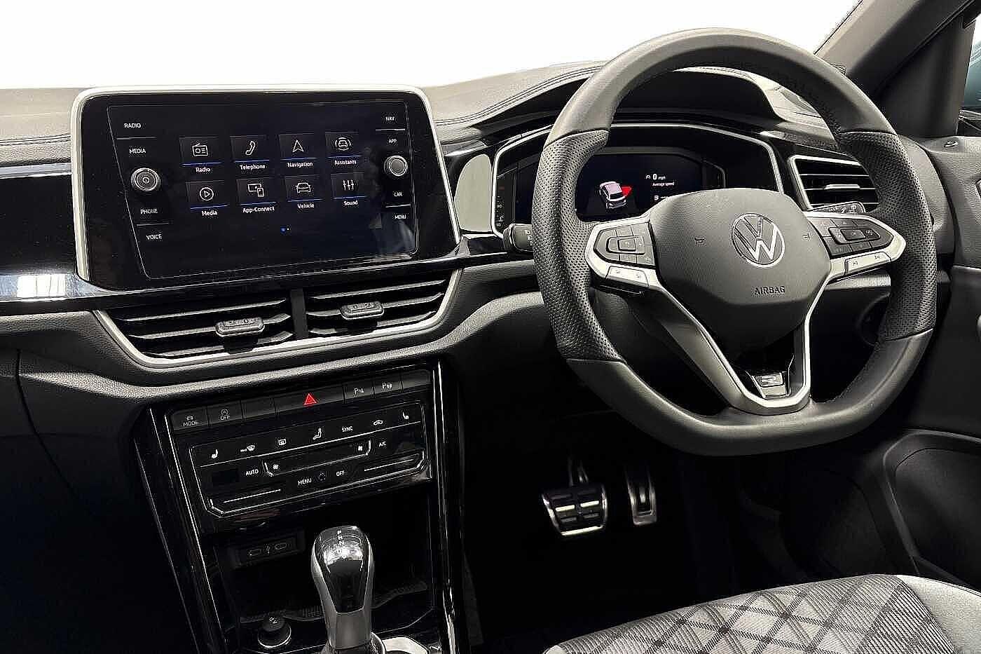 Used Volkswagen T-Roc 2025 for sale - 77421594: Photo 2