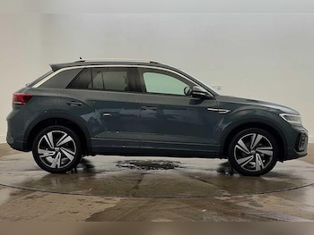 Used Volkswagen T-Roc 2025 for sale - 77421594: Photo