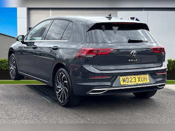 Used Volkswagen Golf 2023 for sale - 78316630: Photo