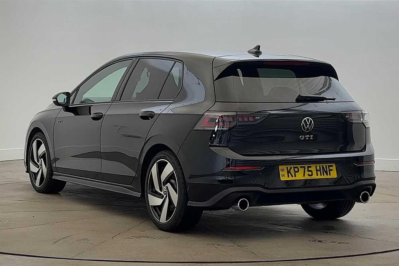 Used Volkswagen Golf 2025 for sale - 76820059: Photo 3