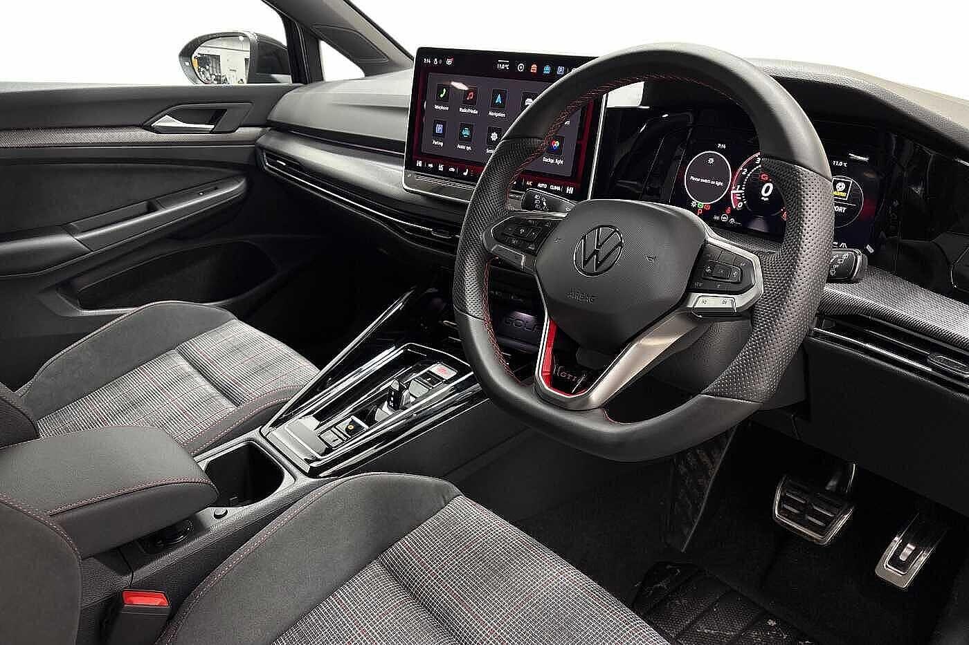 Used Volkswagen Golf 2025 for sale - 76820059: Photo 6