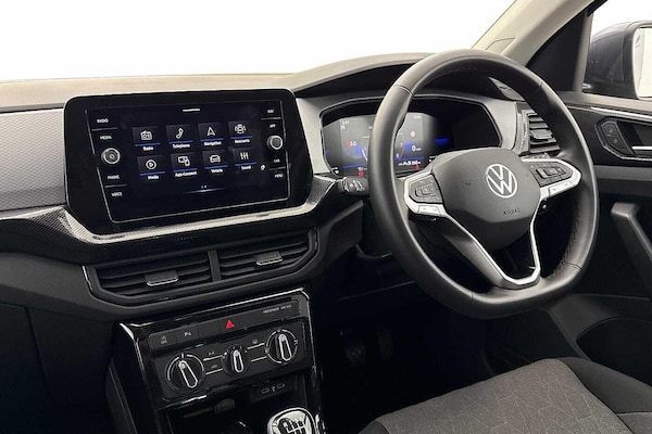 Used Volkswagen T-Cross 2024 for sale - 76220244: Photo 2