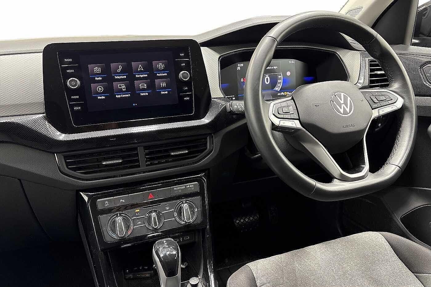 Used Volkswagen T-Cross 2024 for sale - 76884014: Photo 2