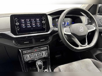 Used Volkswagen T-Cross 2024 for sale - 76884014: Photo