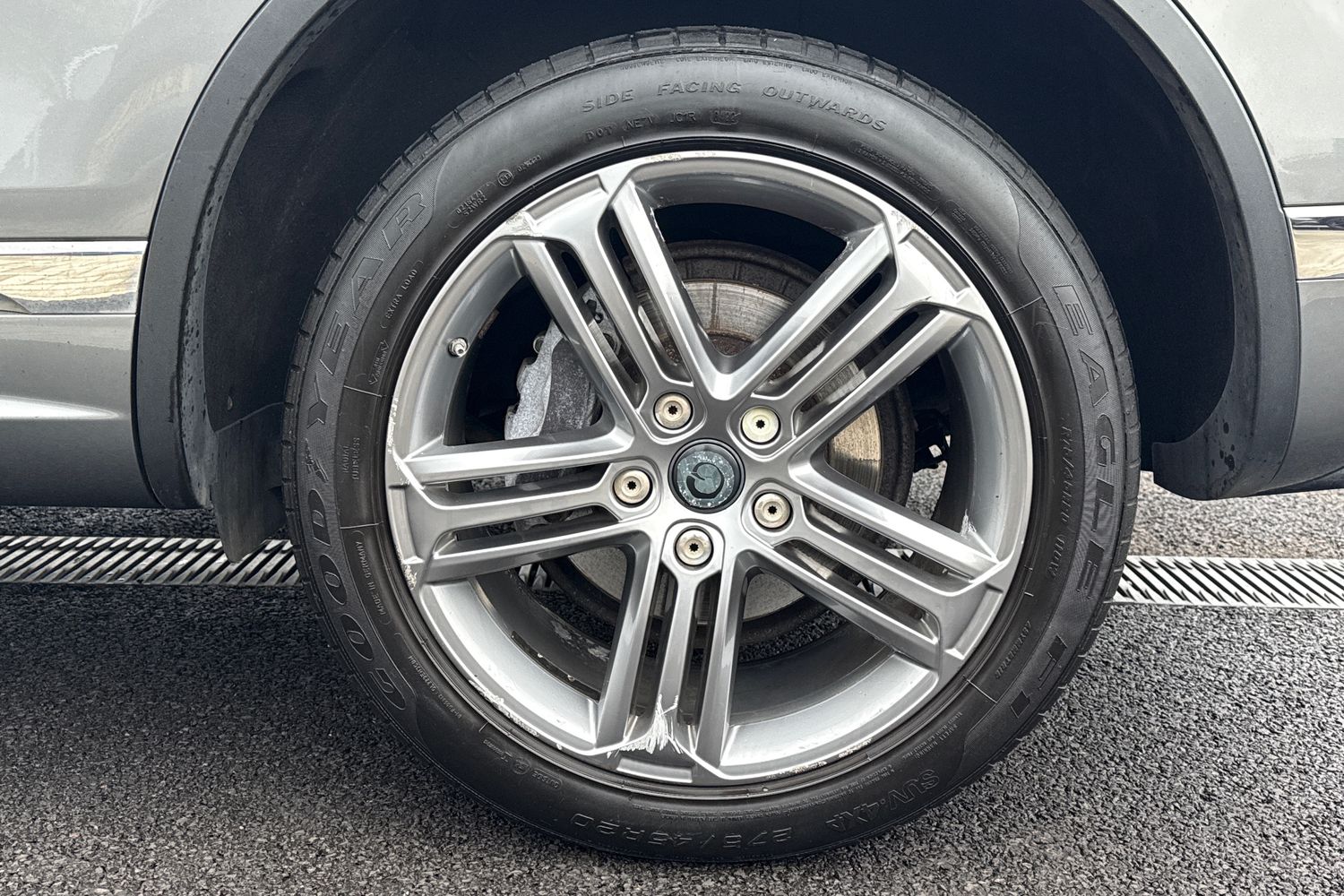 Used Volkswagen Touareg 2016 for sale - 76460945: Photo 10